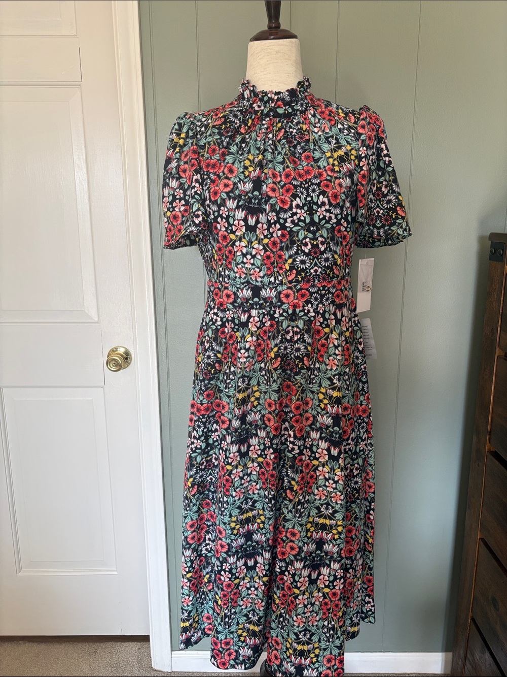 Julia Jordan Garden Floral A-Line Midi Dress NWT Womens 4